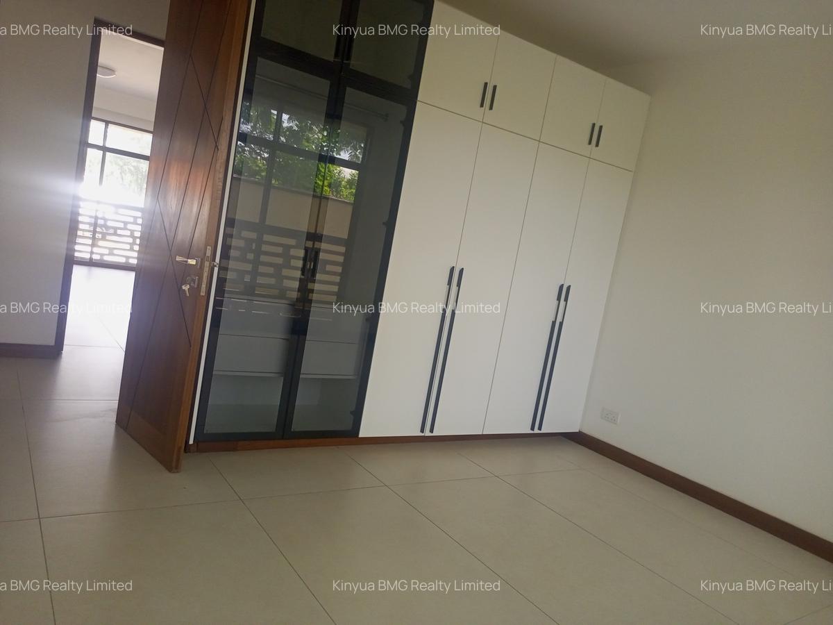 Serviced 4 Bed Apartment with En Suite at Off Mt Kenya Road - 4