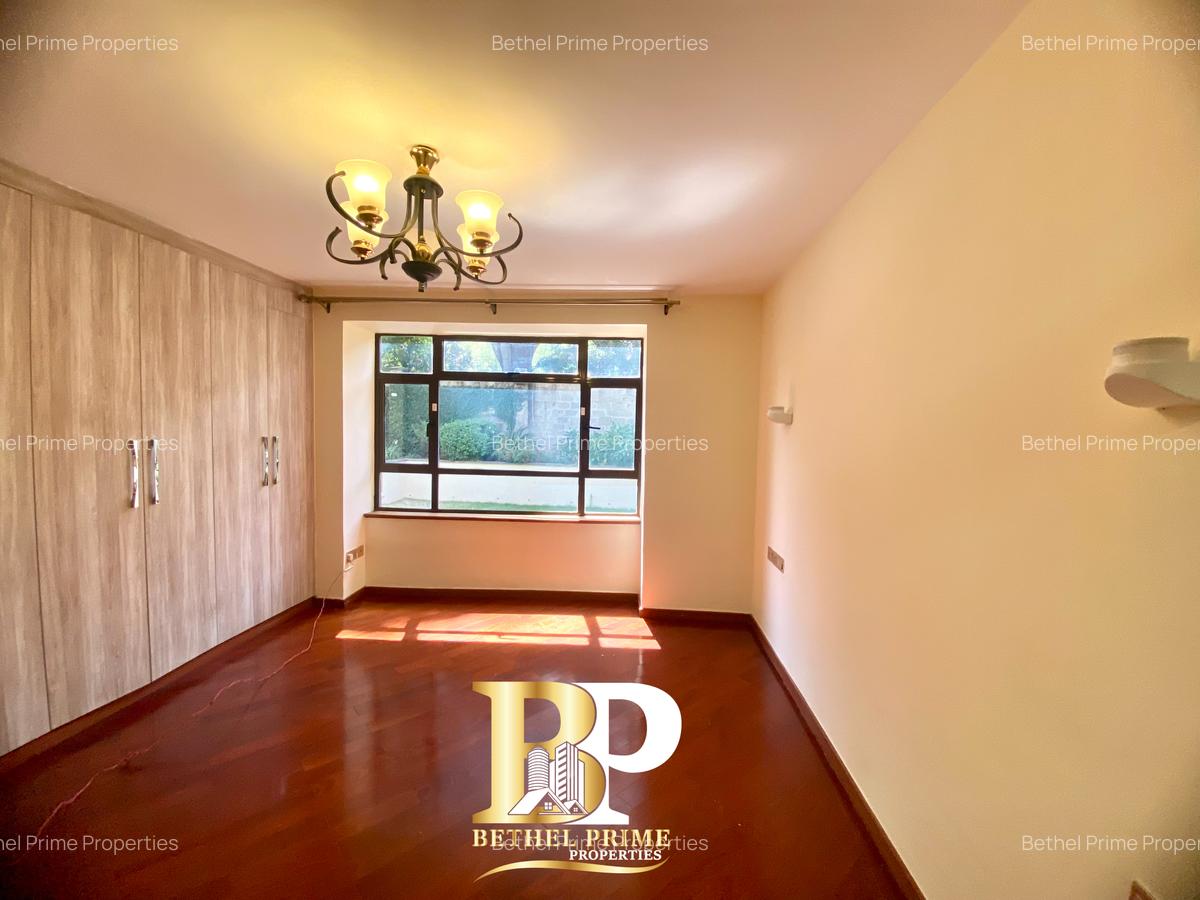 5 Bed Townhouse with En Suite in Lavington - 11