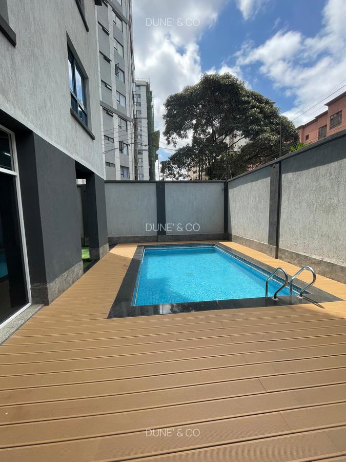 2 Bed Apartment with En Suite in Lavington - 14