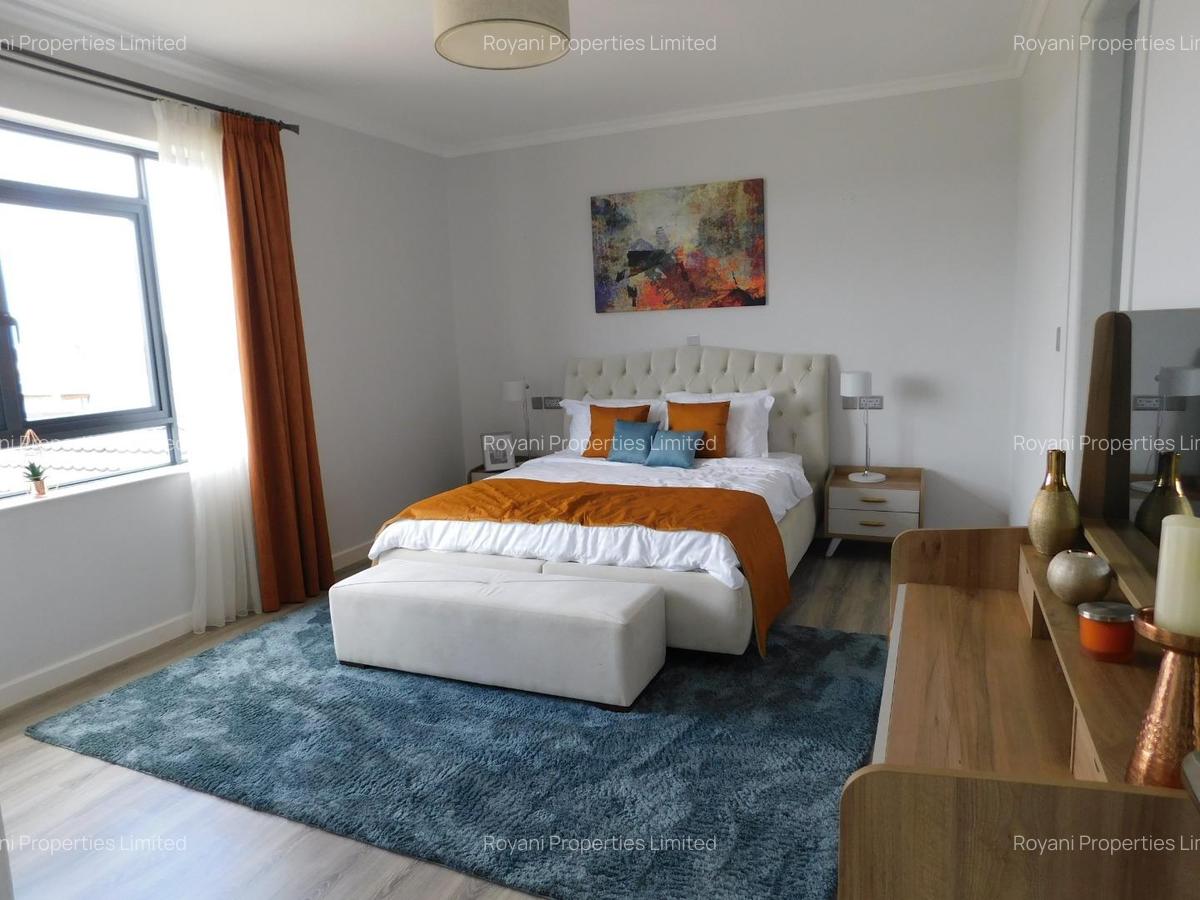 4 Bed Townhouse with En Suite at Five Star Paradise - 15