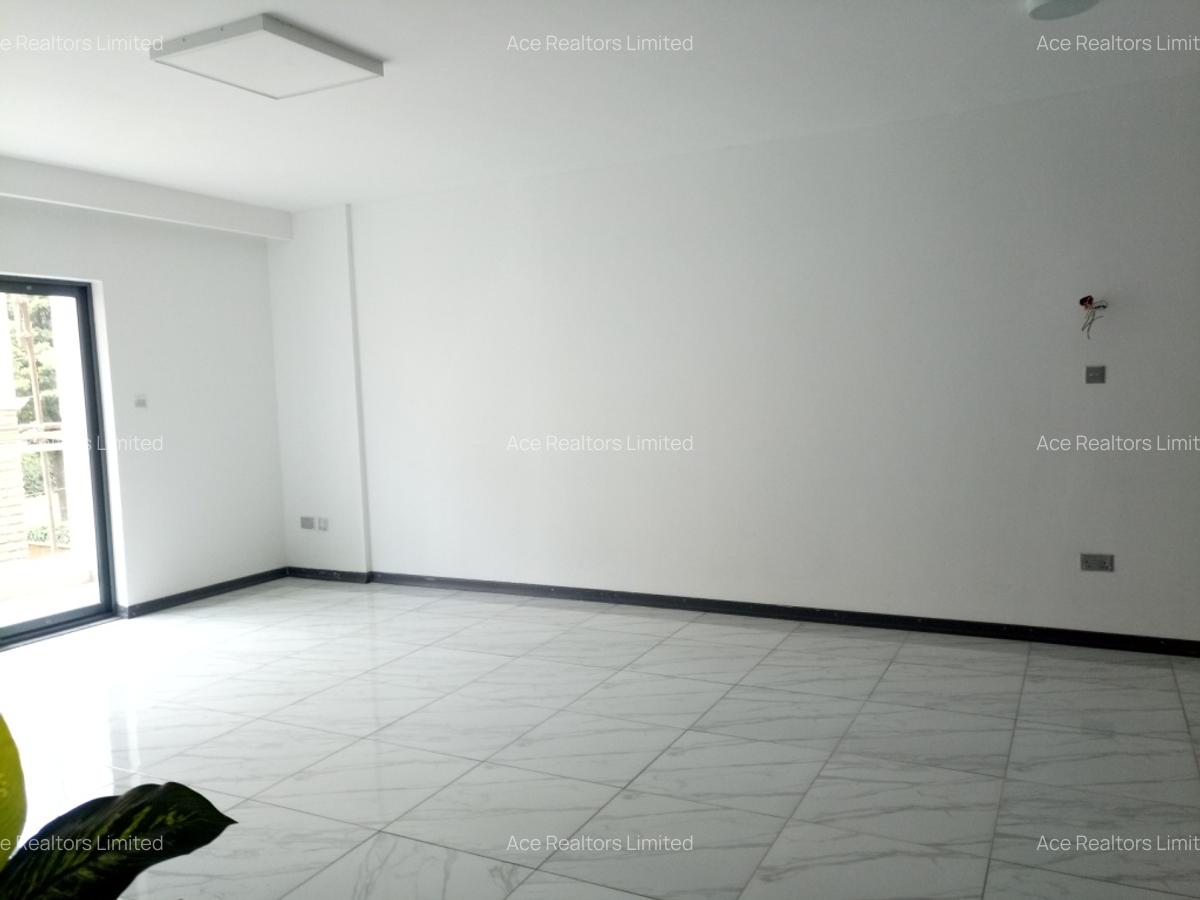 2 Bed Apartment with En Suite at Lavington Estate Nairobi - 13