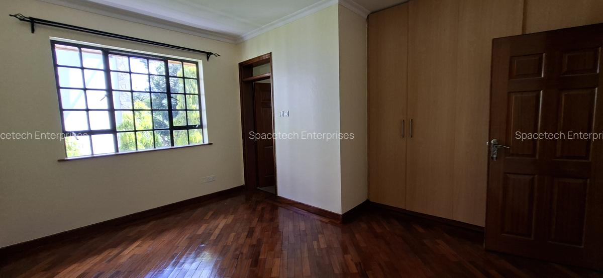 4 Bed Townhouse with En Suite in Kiambu Road - 17