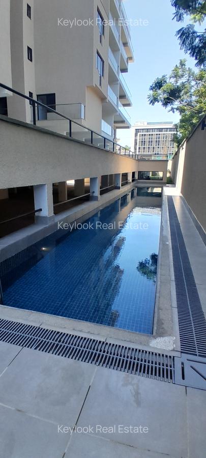 3 Bed Apartment with En Suite at Lavington - 14