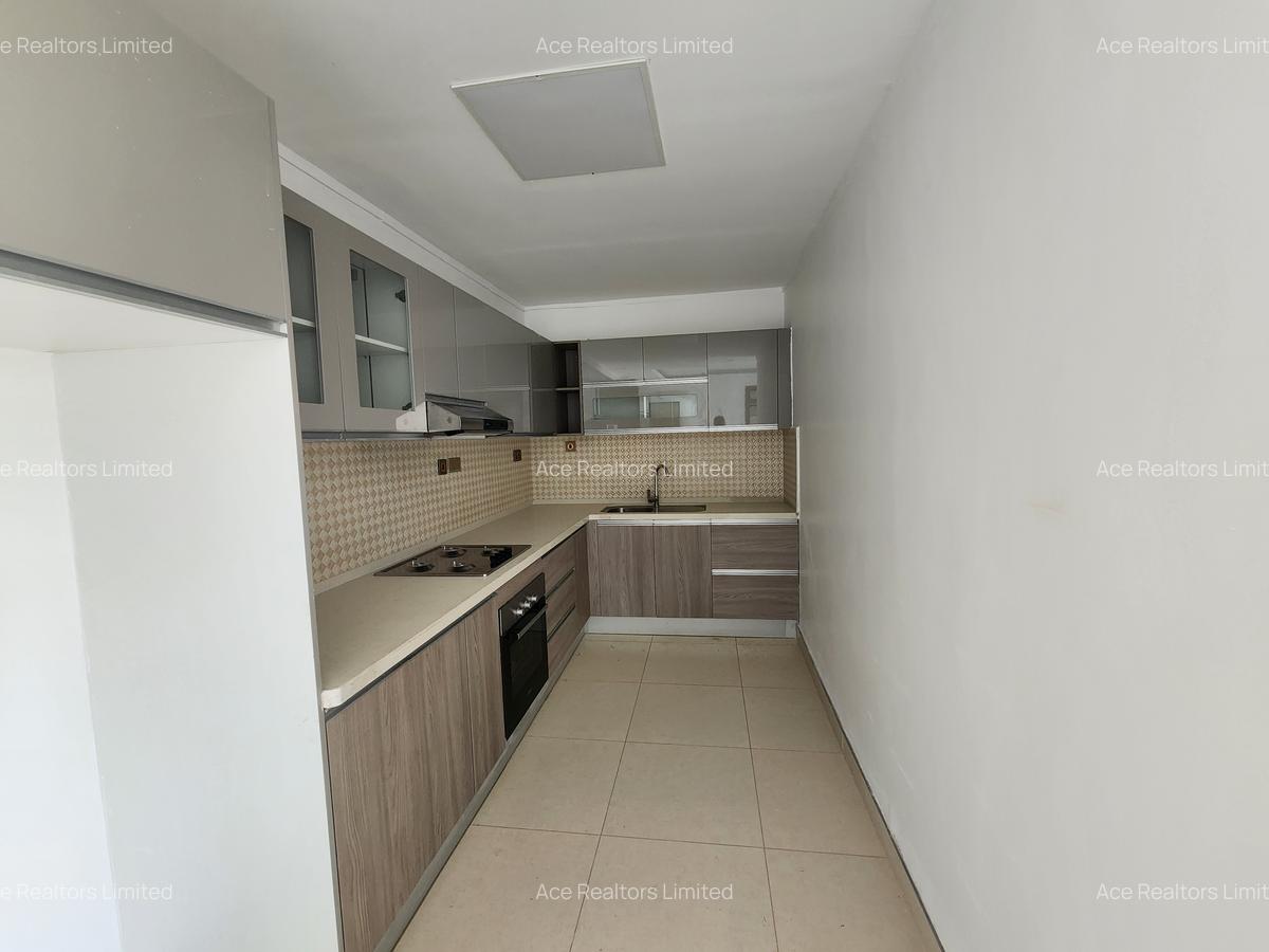 1 Bed Apartment with En Suite at Westlands Road - 4