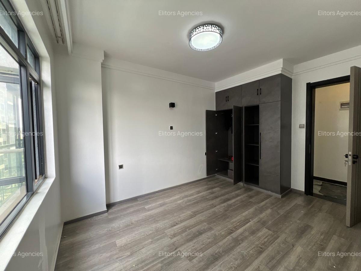 4 Bed Apartment with En Suite at Othaya Road - 8