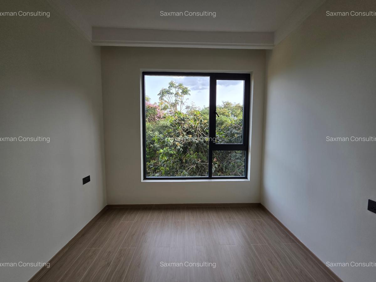 1 Bed Apartment with En Suite in Riverside - 17