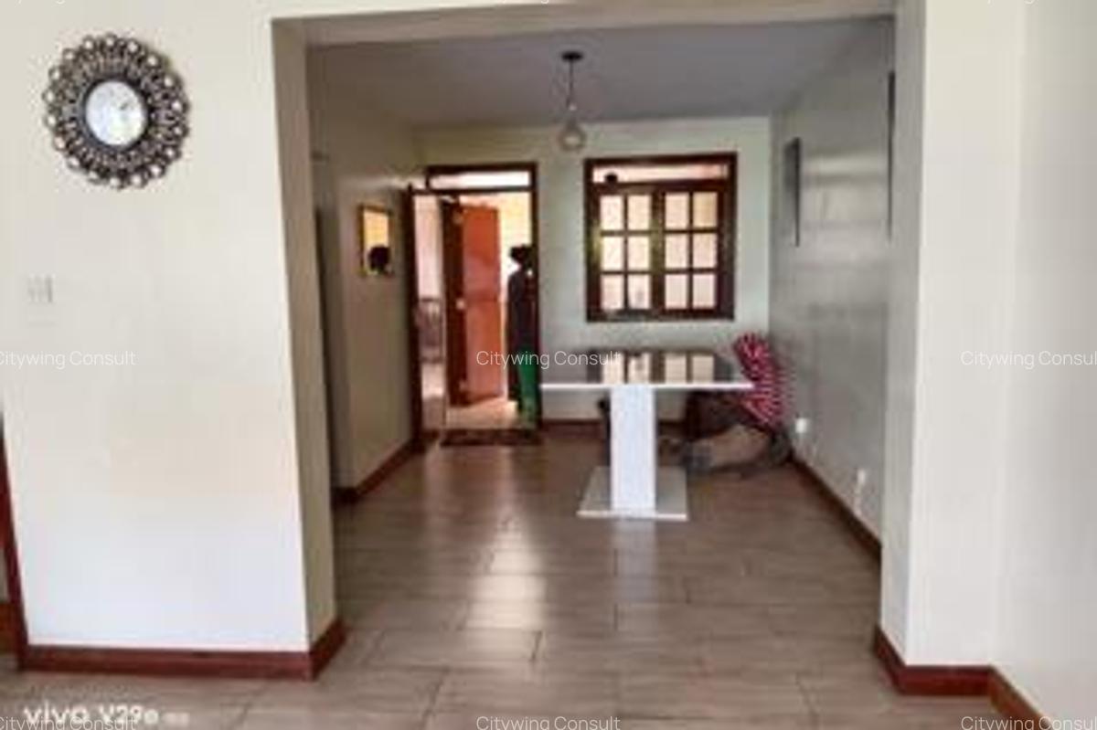 5 Bed Townhouse with En Suite at School Lane - 5