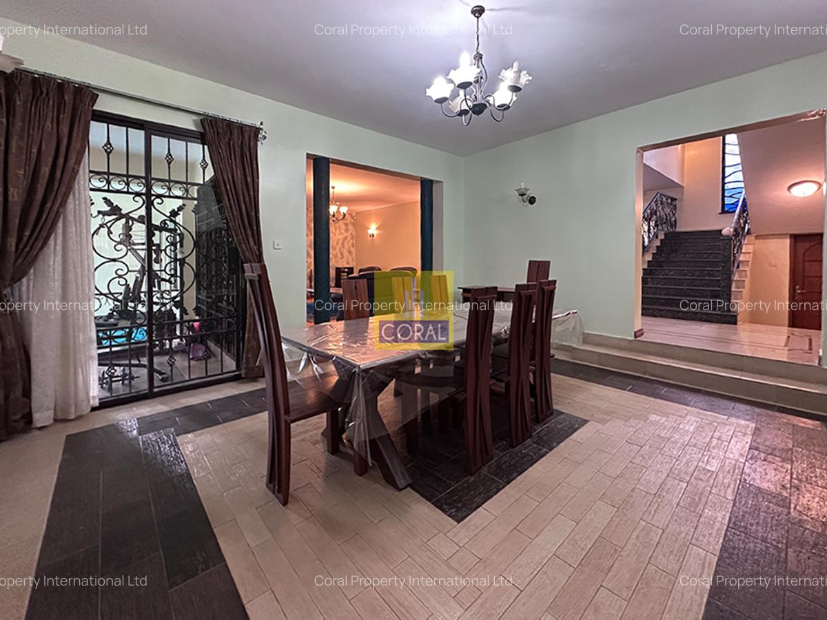 5 Bed House in Runda - 1