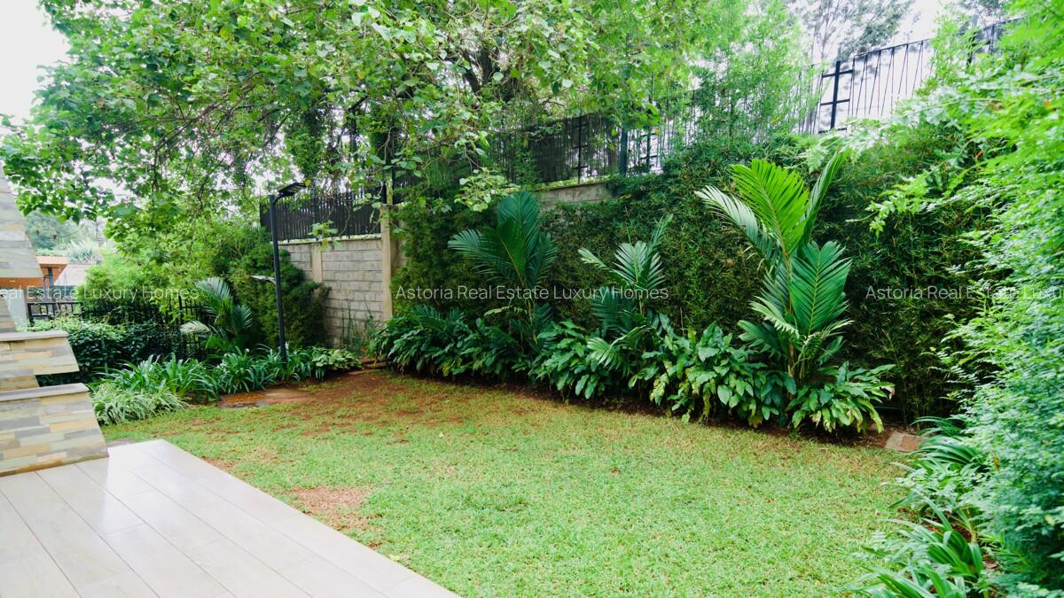 3 Bed Villa with En Suite at 2026-389 - 7