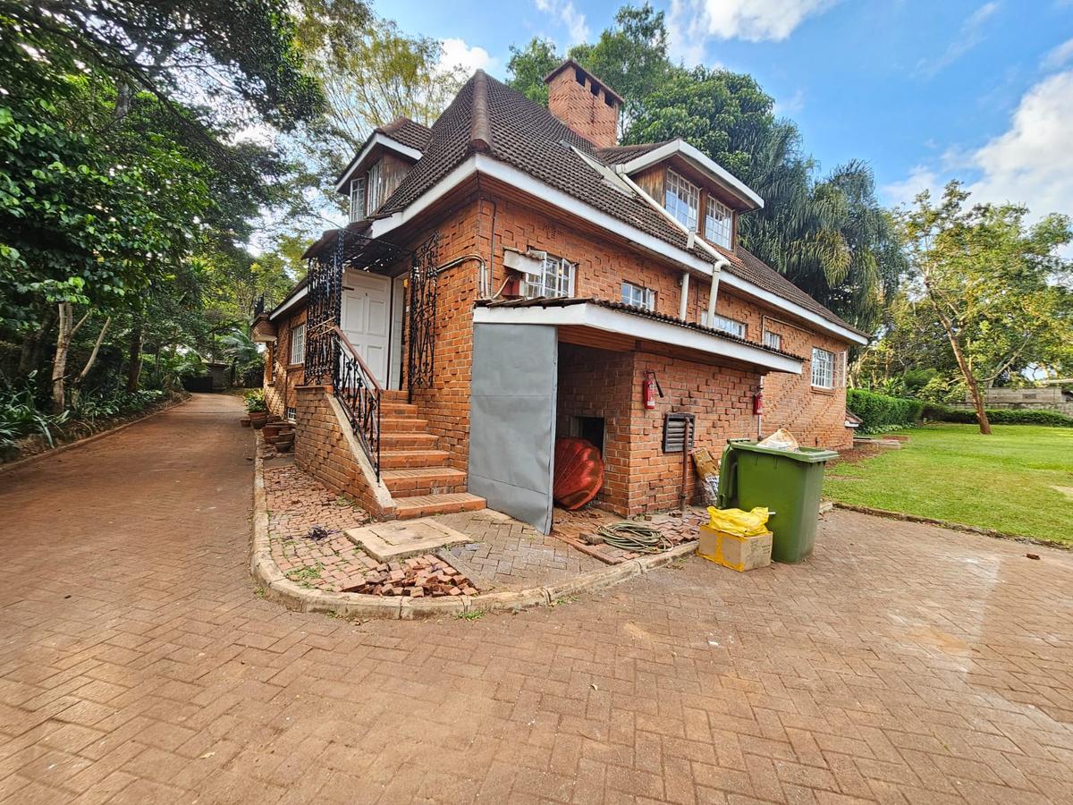 4 Bed House with En Suite in Muthaiga - 1