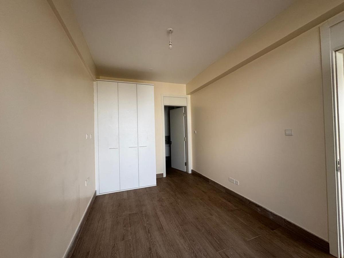 2 Bed Apartment with En Suite in Westlands Area - 4