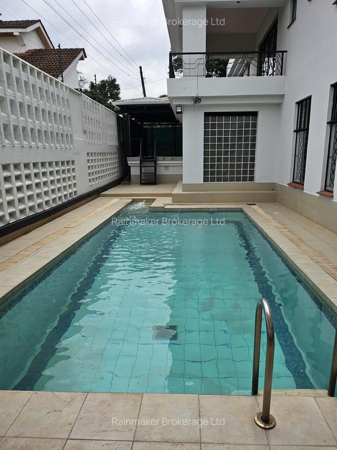 4 Bed Townhouse with En Suite in Runda - 9
