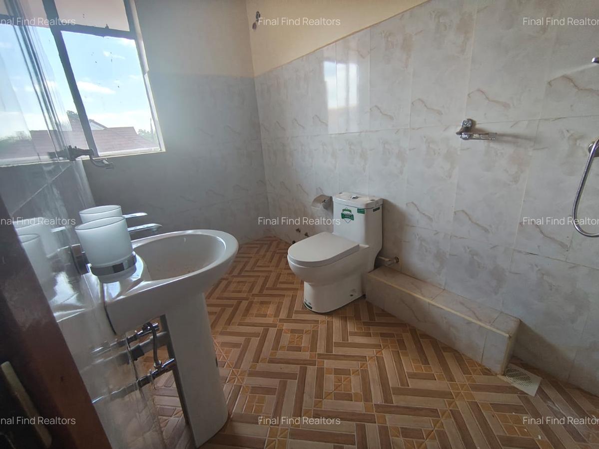 10 Bed House with Staff Quarters in Runda - 16