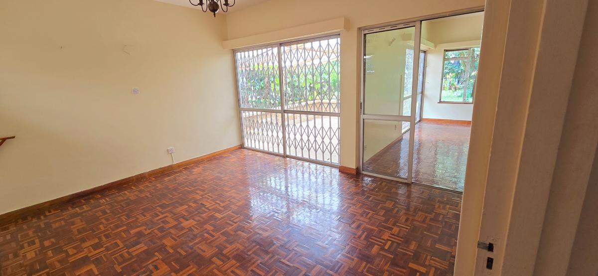 4 Bed House with En Suite at Convent Drive - 14