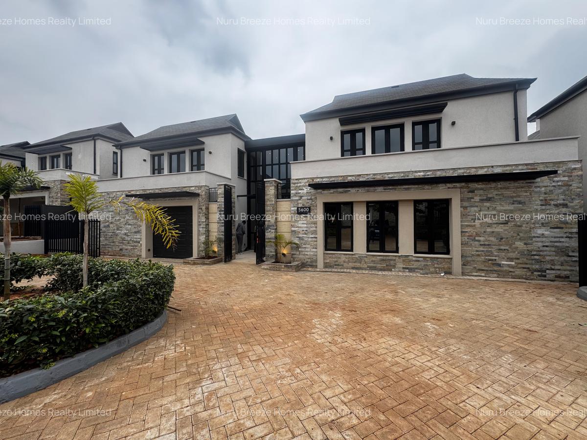 4 Bed Townhouse with En Suite in Runda - 16