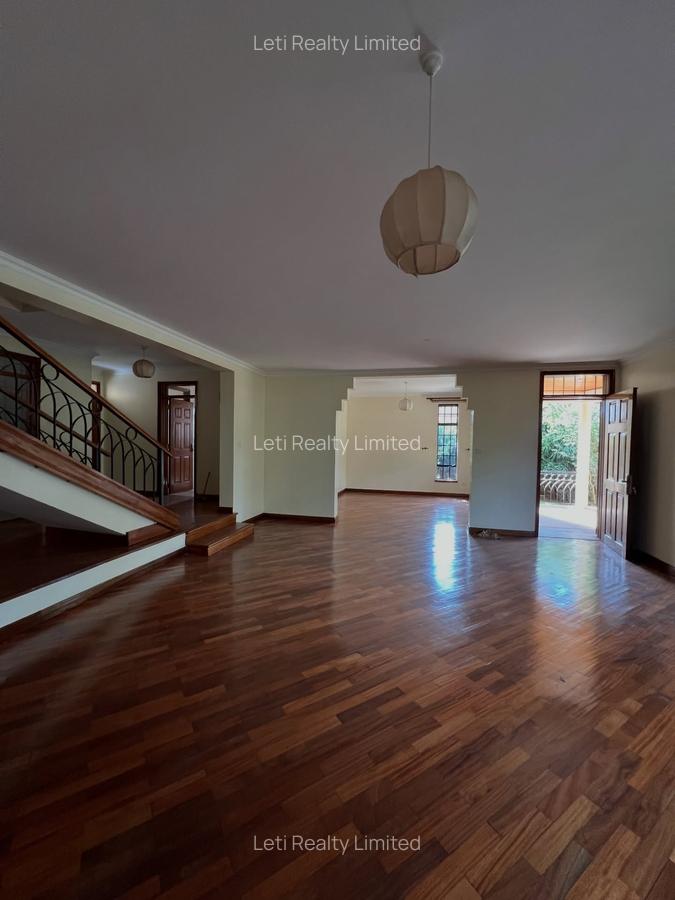 4 Bed Townhouse with En Suite in Lavington - 15