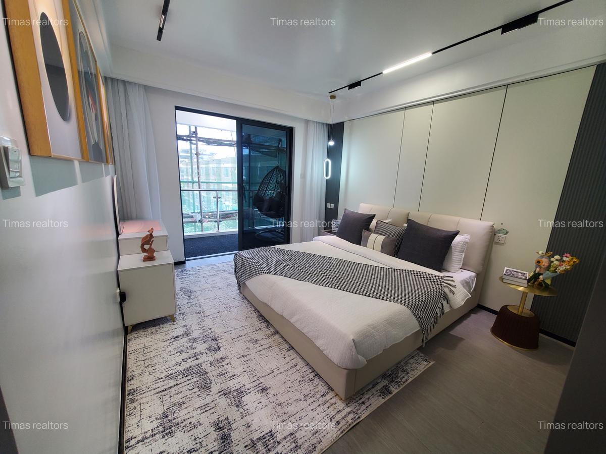 3 Bed Apartment with En Suite at Westlands - 12