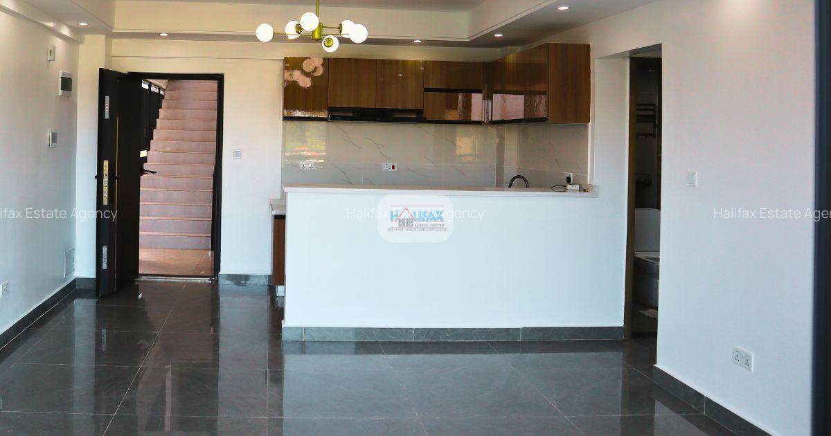 2 Bed Apartment with Gym in Riverside - 2