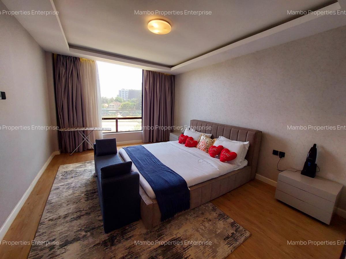Furnished 2 Bed Apartment with En Suite at Brookside Drive - 5