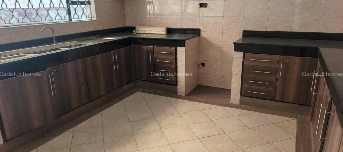 0.9 ac Commercial Property with Service Charge Included at Riverside - 10