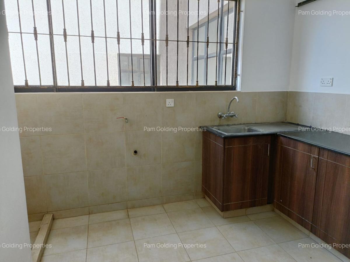 3 Bed Apartment with En Suite in Kileleshwa - 9
