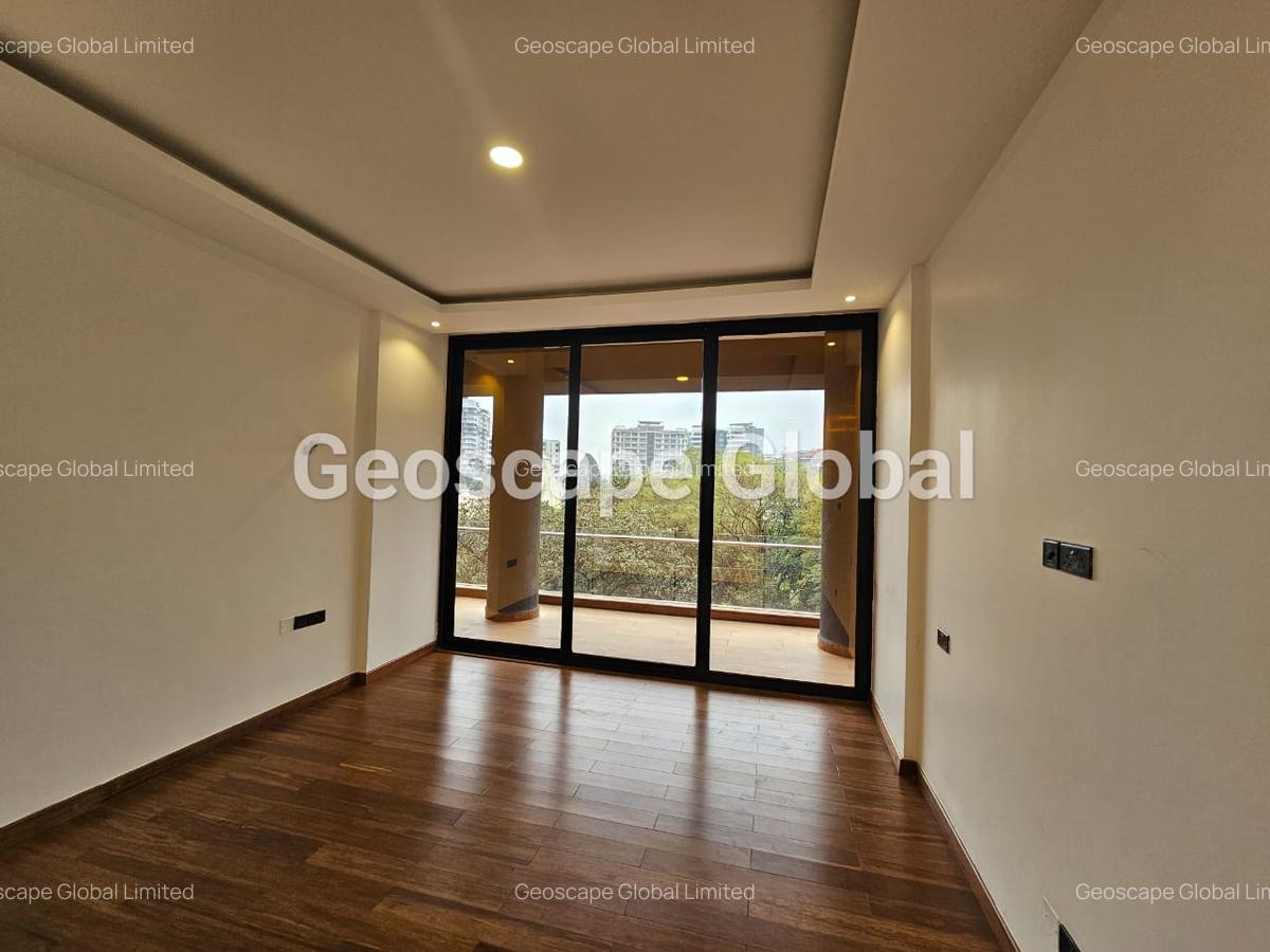 4 Bed Apartment with En Suite in Westlands Area - 4