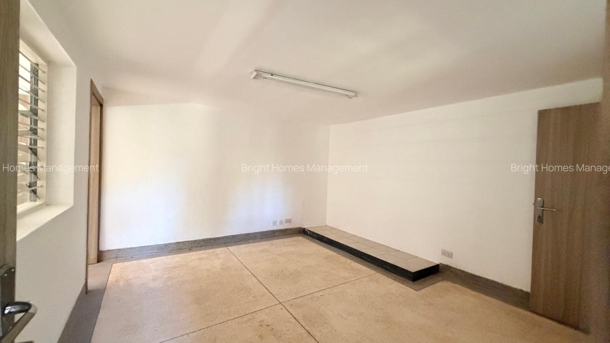 5 Bed House with En Suite in Thigiri - 8