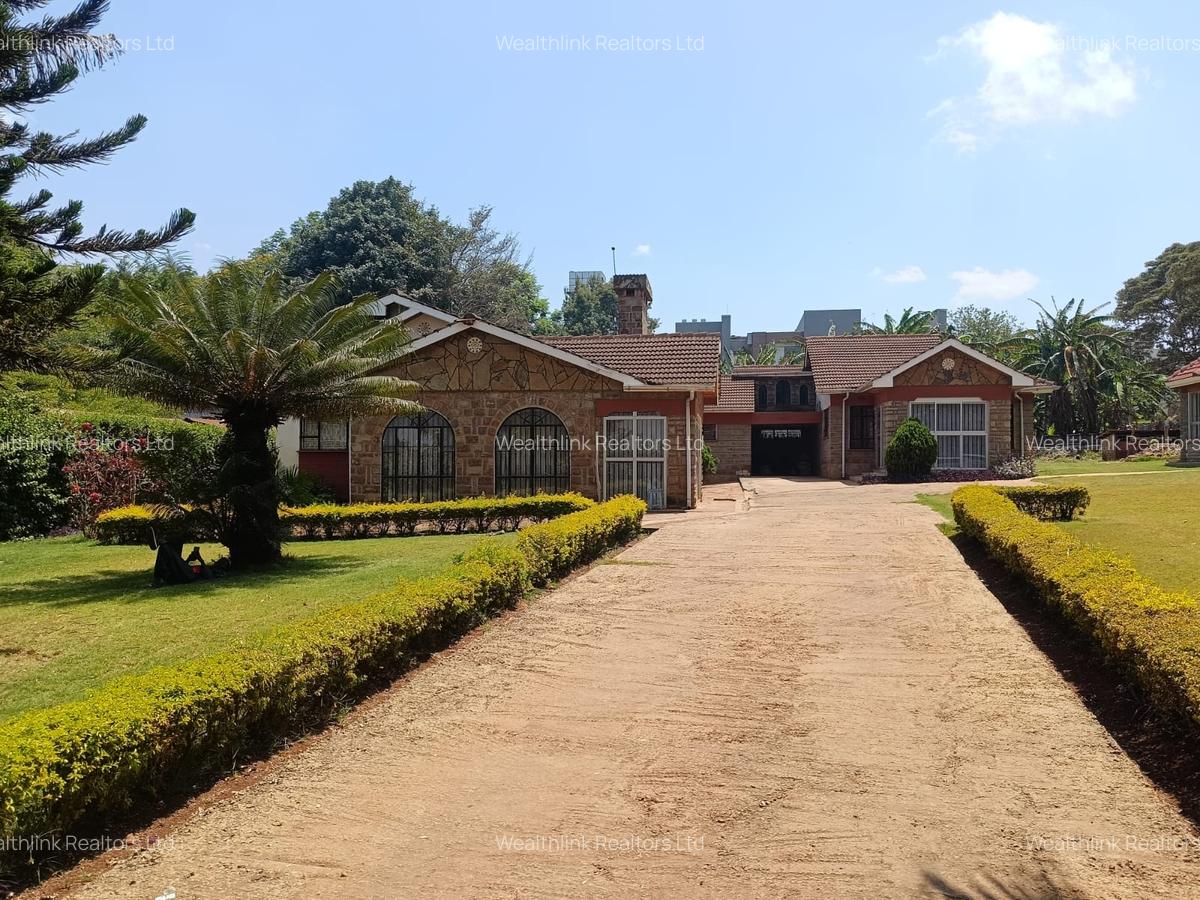 4 Bed House with En Suite at Kiambu Road - 4