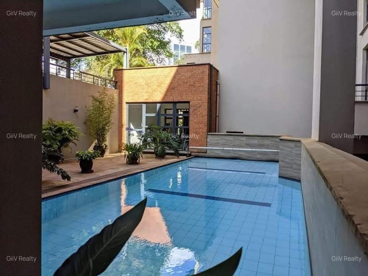 3 Bed Apartment with En Suite in Westlands Area - 17