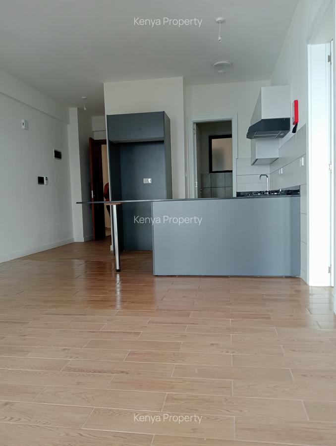 1 Bed Apartment with En Suite in Lavington - 9