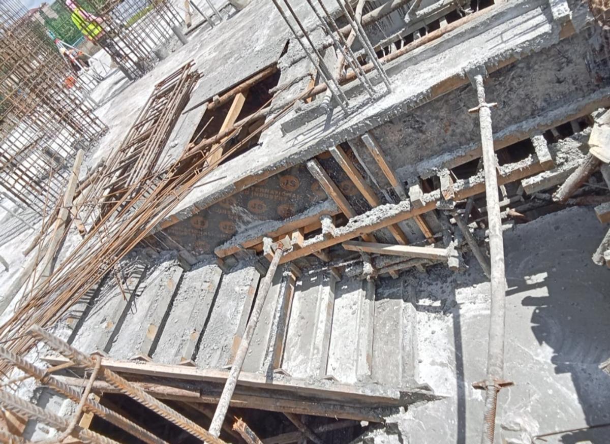 2 Bed Apartment with En Suite at Mountain Mall - 4