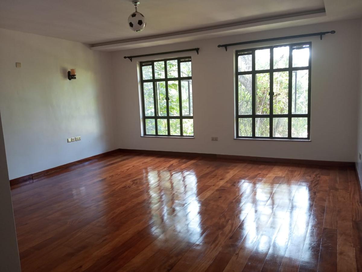 4 Bed Townhouse with En Suite in Karen - 16