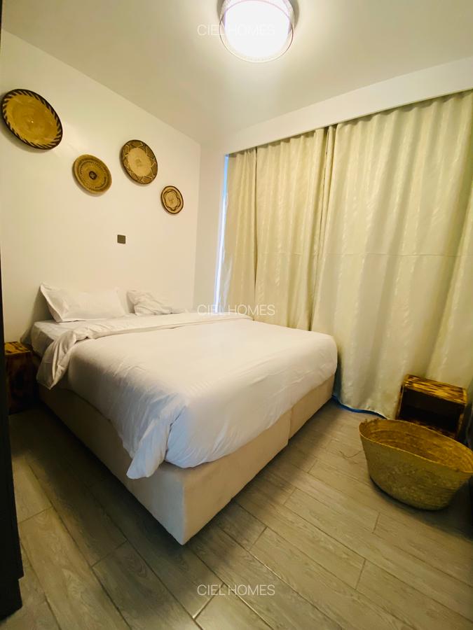 Serviced 2 Bed Apartment with Swimming Pool at Wood Avenue - 13