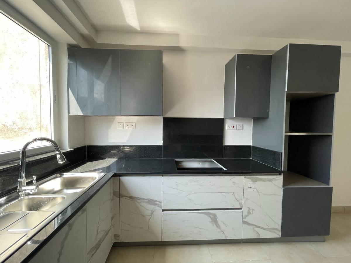 3 Bed Apartment with En Suite in General Mathenge - 4