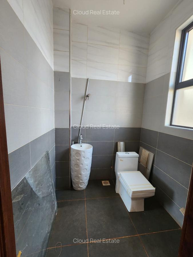 4 Bed Villa with En Suite in Kiambu Road - 11