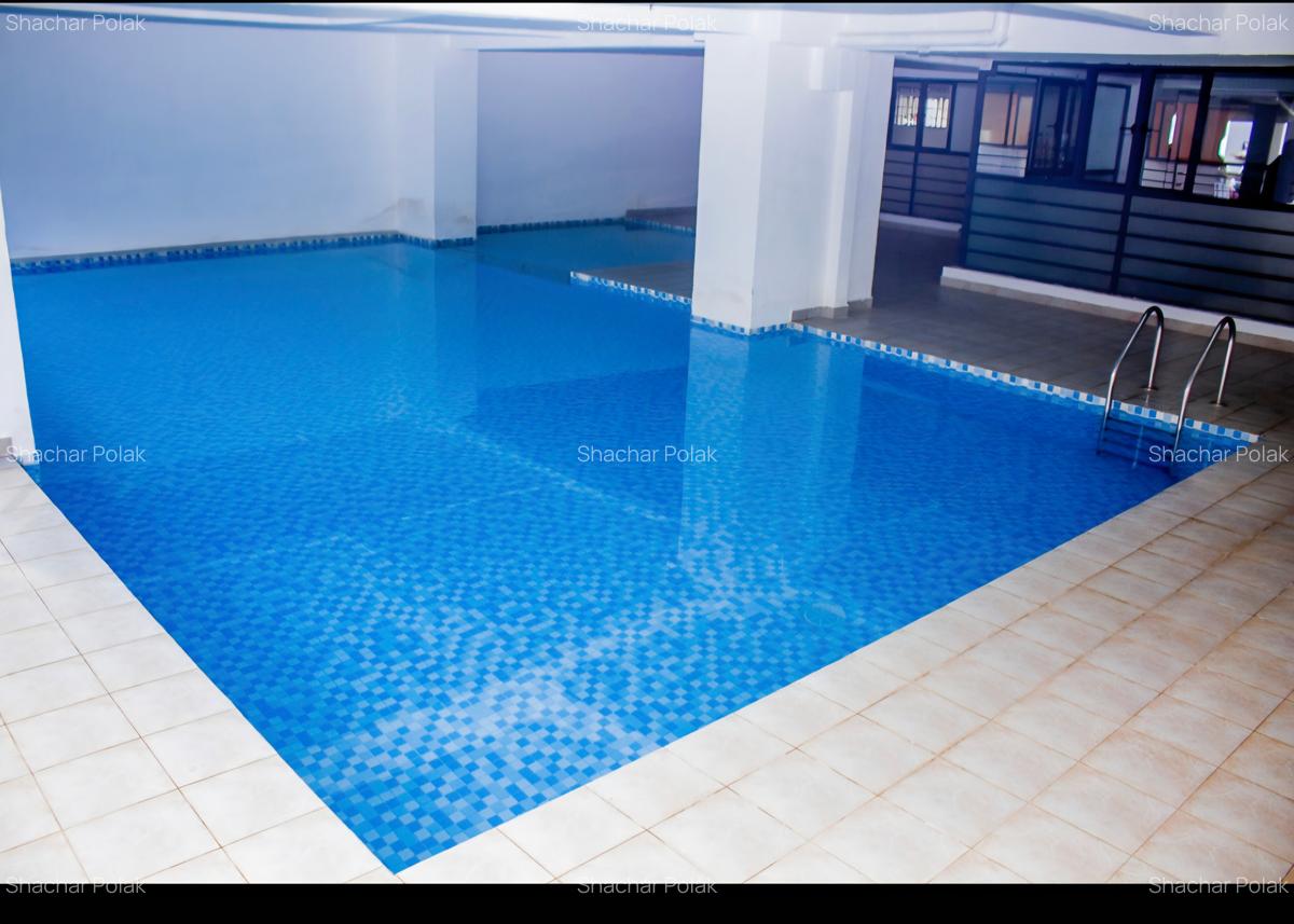 2 Bed Apartment with Swimming Pool at Hatheru Road - 15