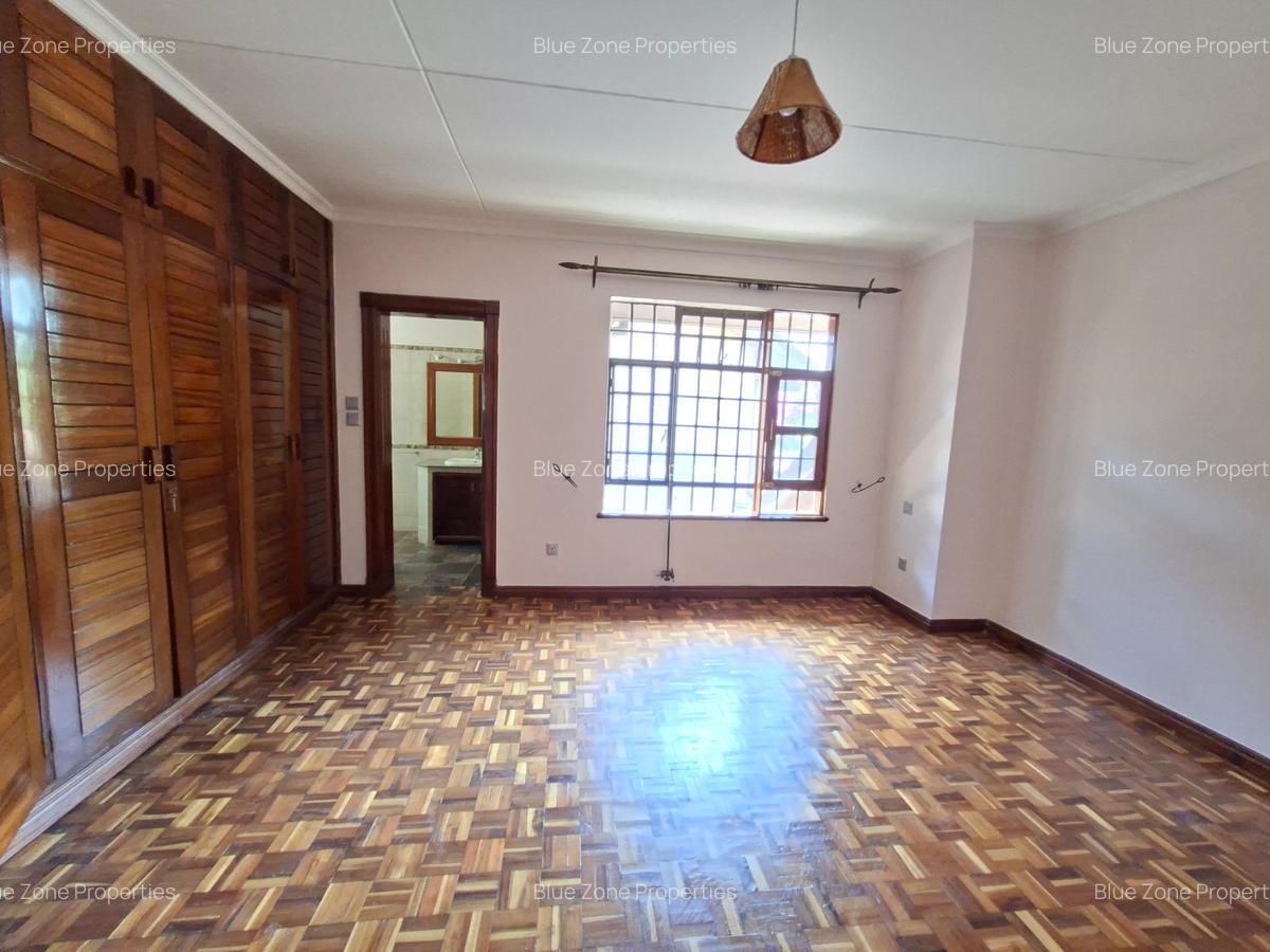 4 Bed Townhouse with En Suite at Off Peponi Rd - 12