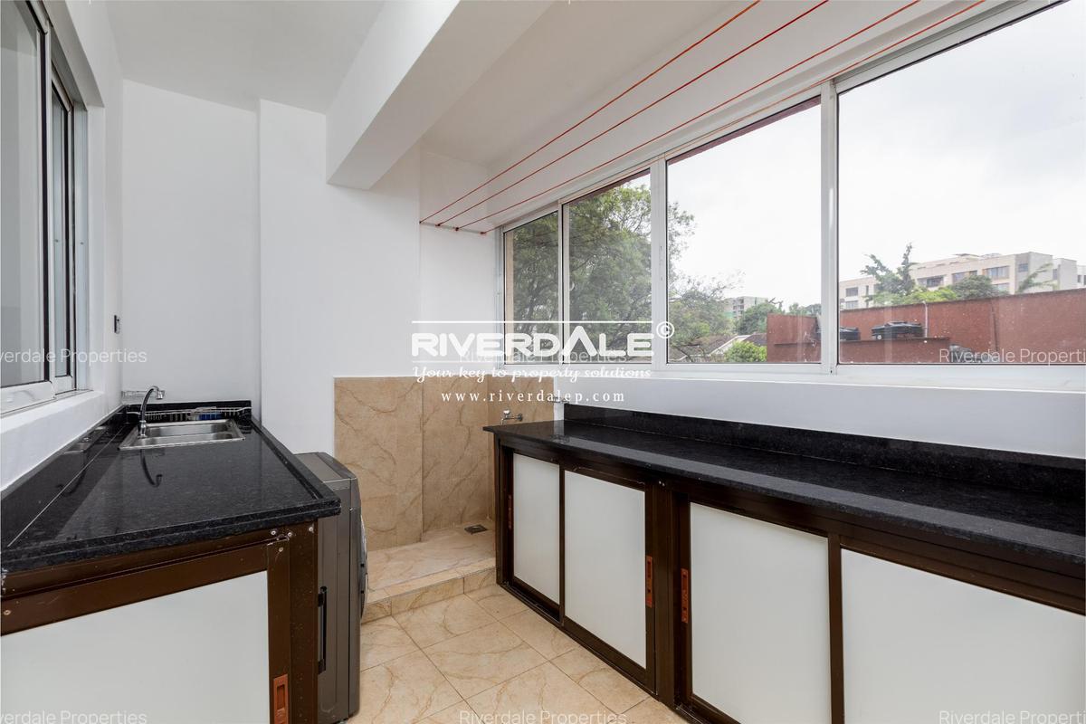 4 Bed Apartment with En Suite in General Mathenge - 5