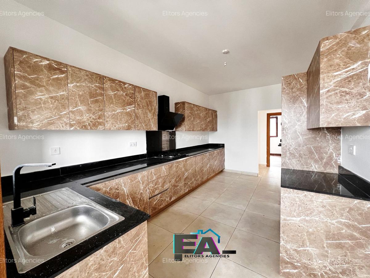 3 Bed Apartment with En Suite at Lantana Road - 2