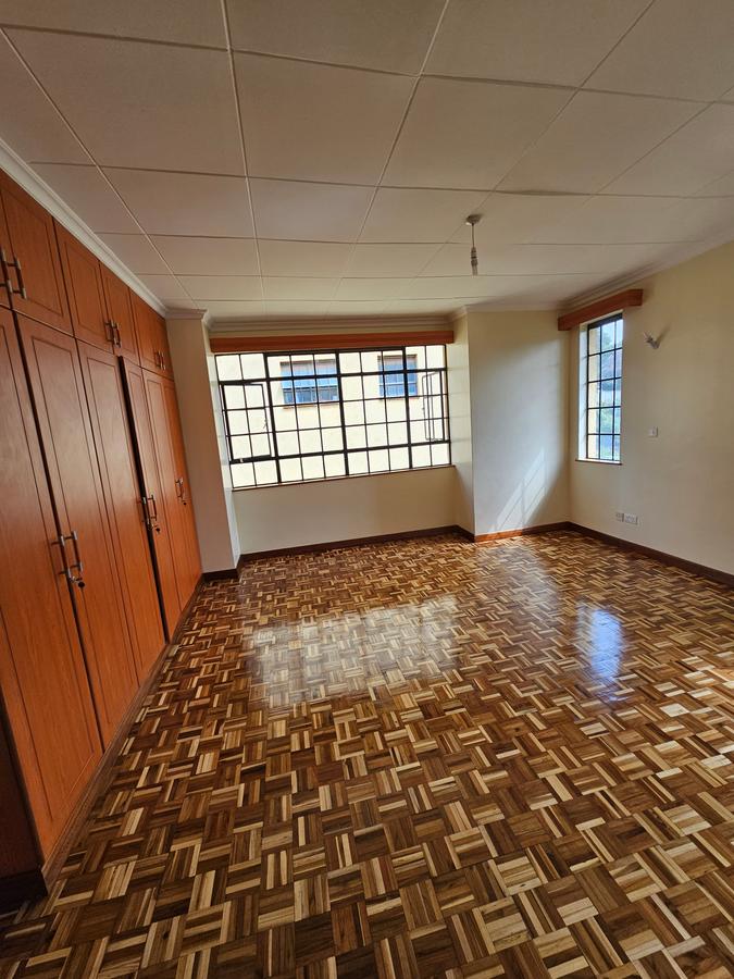 3 Bed Apartment with En Suite at Kilimani - 12