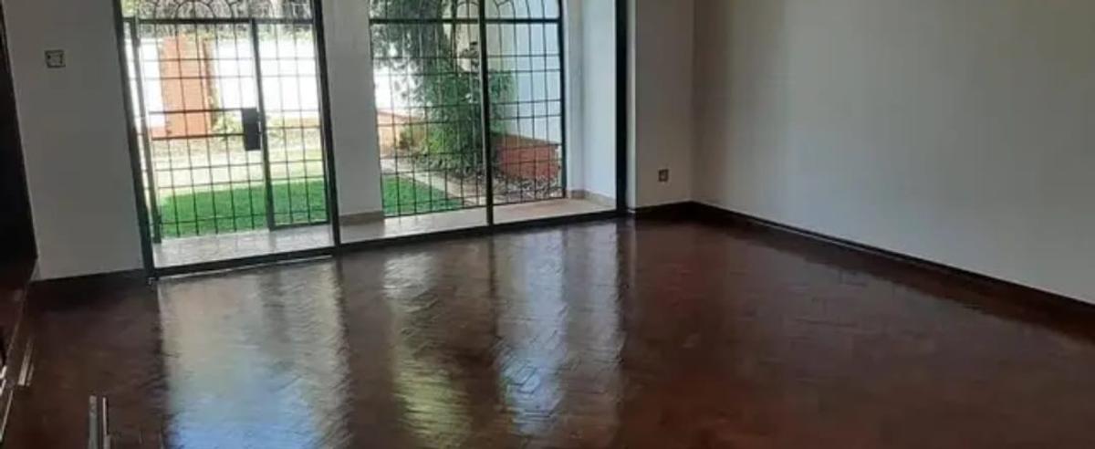 5 Bed Townhouse with En Suite at Lavington Green - 7