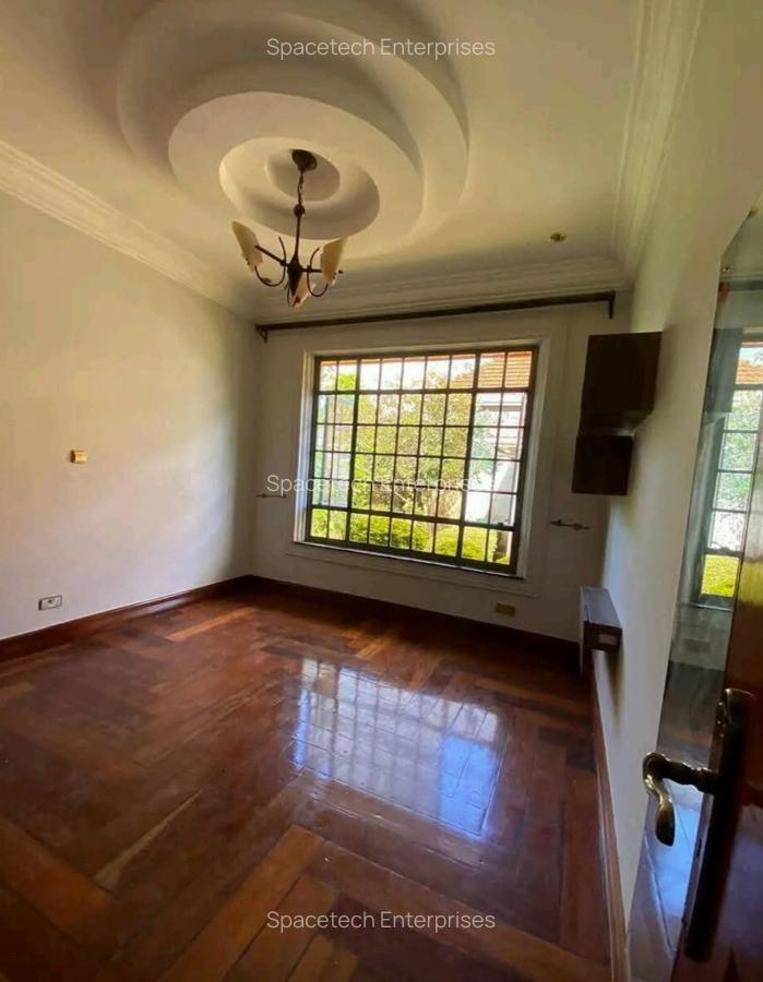 3 Bed House with En Suite in Runda - 7