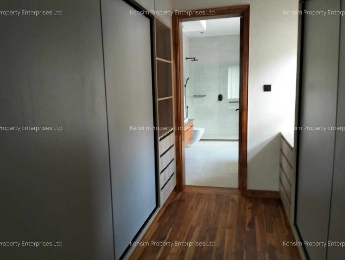 4 Bed Townhouse with En Suite in Loresho - 16