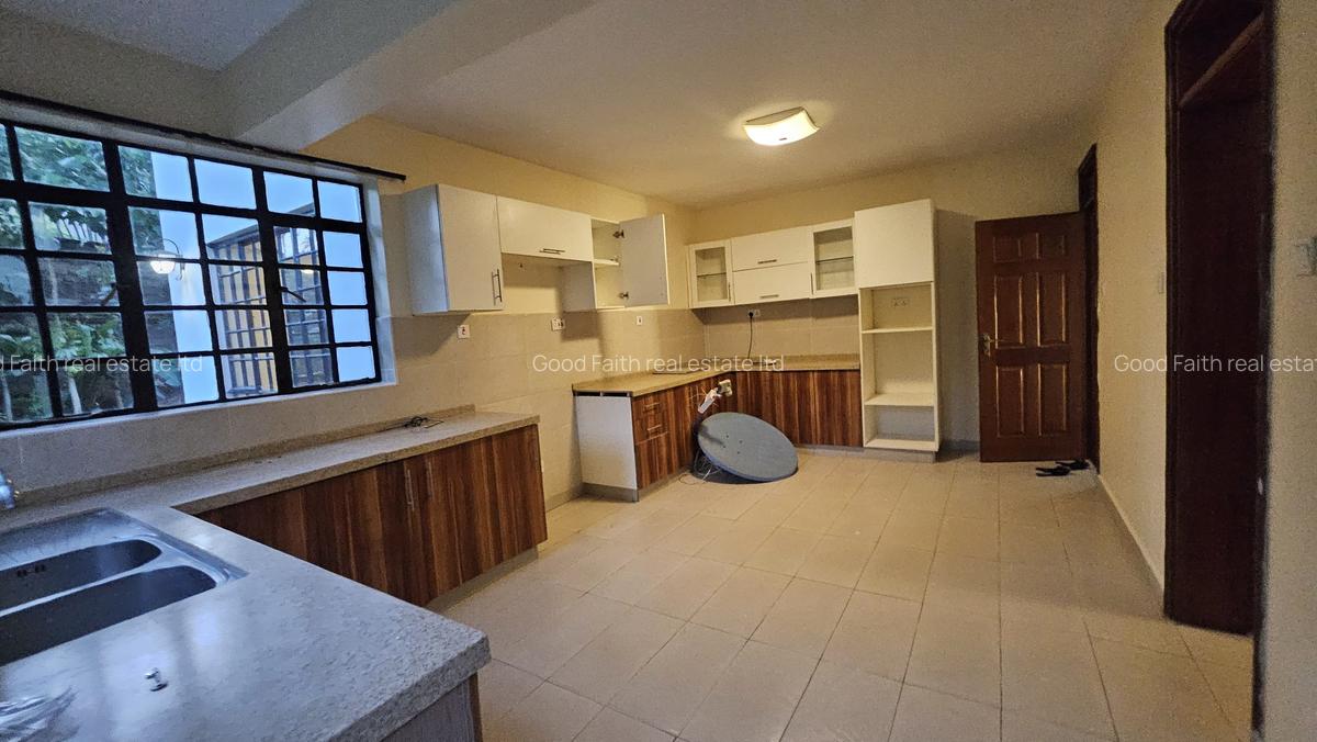 4 Bed Townhouse with En Suite in Kiambu Road - 5