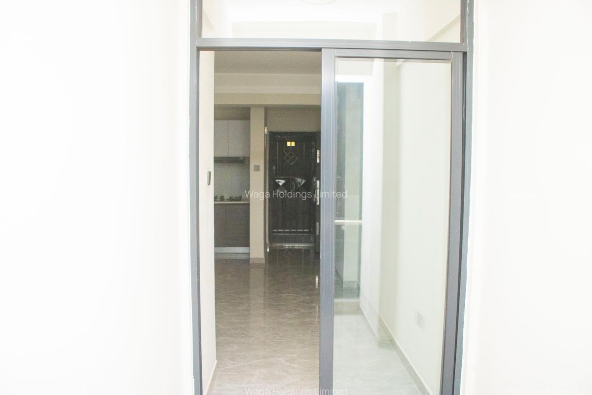 2 Bed Apartment with En Suite at Kindaruma Rd - 5
