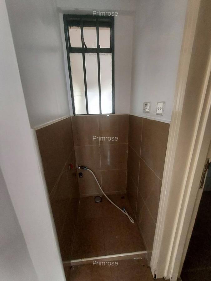 1 Bed Apartment with Parking in Westlands Area - 7