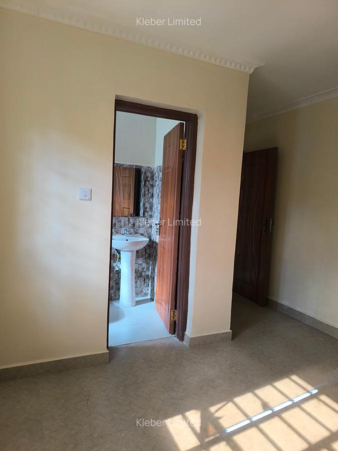 3 Bed House with En Suite in Kitengela - 14