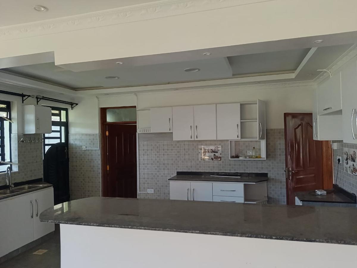 4 Bed House with En Suite at Runda - 10