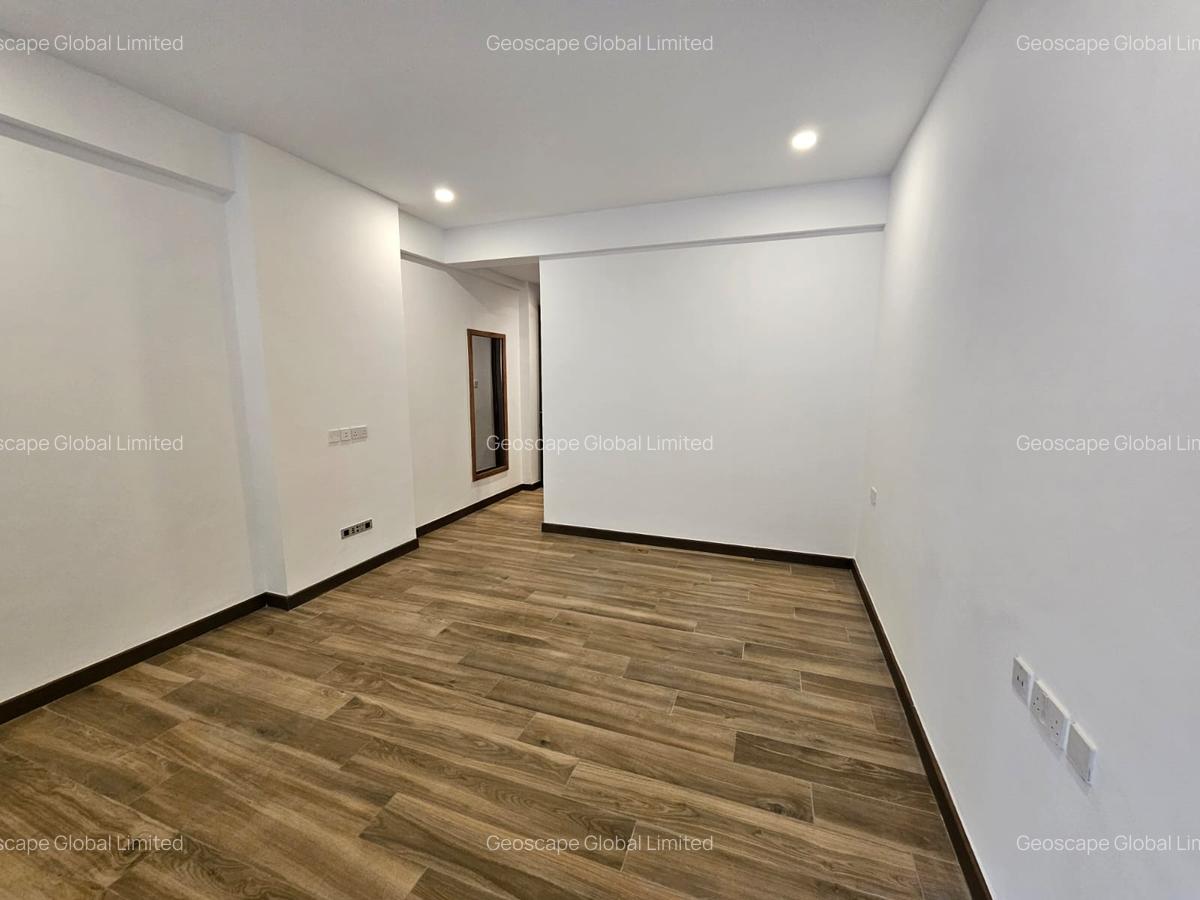 3 Bed Apartment with En Suite in Westlands Area - 4