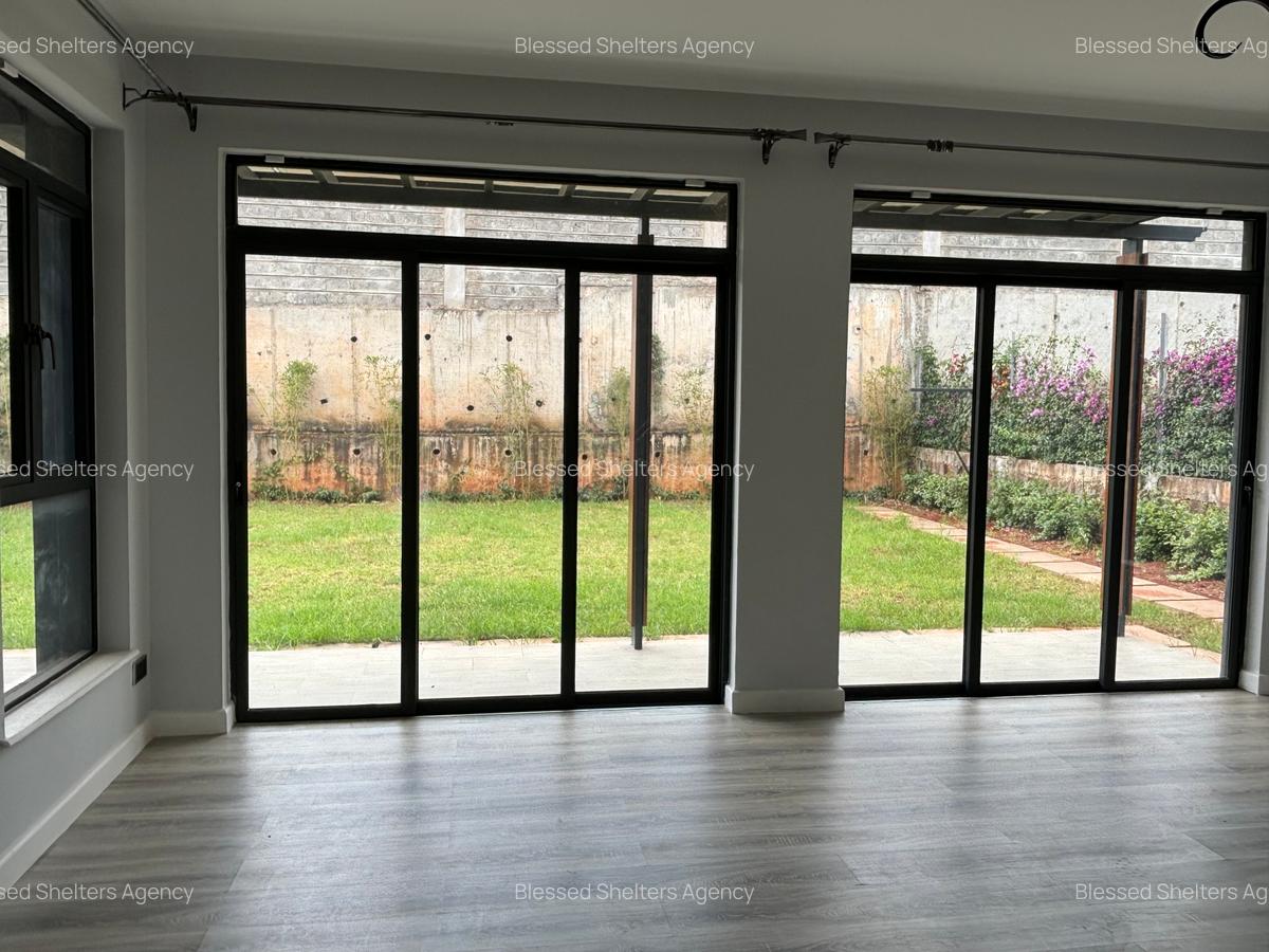 4 Bed Townhouse with En Suite in Kiambu Road - 10